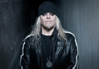 Celtic Frost: Tom G. Warrior conta a origem do “Uh!” e possíveis shows em homenagem a Martin E. Ain