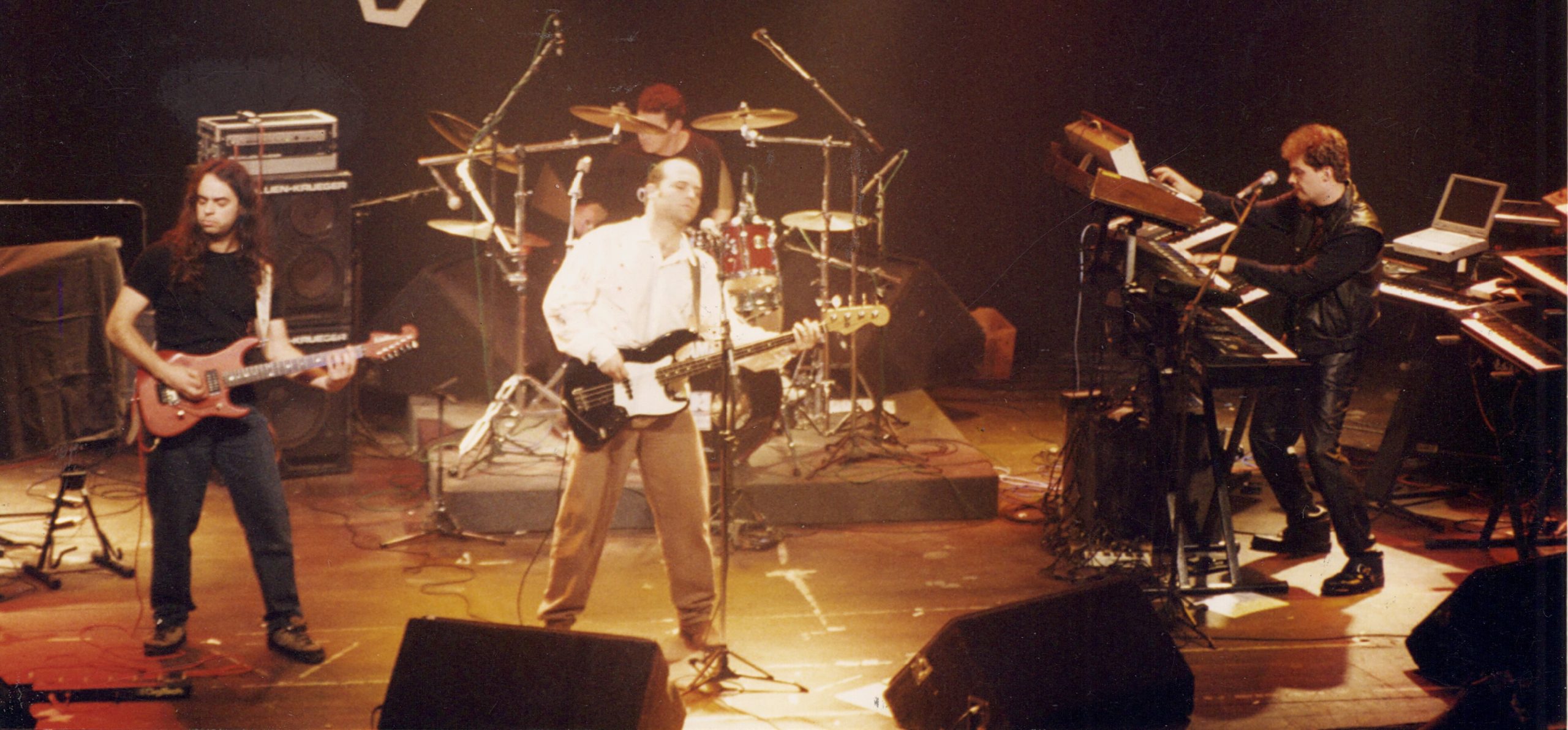 Apocalypse celebra os 30 anos do álbum “Perto do Amanhecer”