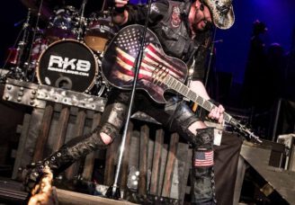 Ron Keel: Vocalista declara: “Tecnicamente ainda sou um membro do Black Sabbath!”