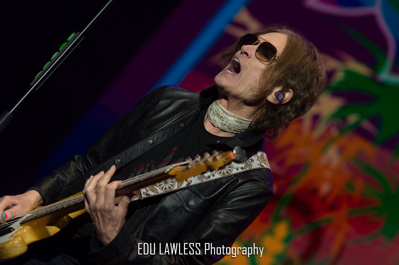 Glenn Hughes volta ao Brasil com turnê de despedida celebrando meio século de carreira